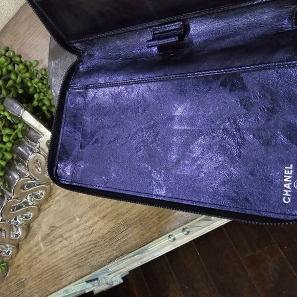 EUC Authentic ULTRA RARE Chanel Cambon Iridescent Blue Organizer Wallet - Picture 12 of 16